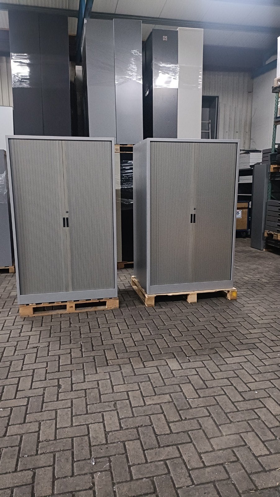Nette Ameland metalen roldeurkasten archiefkasten, Gebruikt, 100 tot 150 cm, R, Meerdere deuren