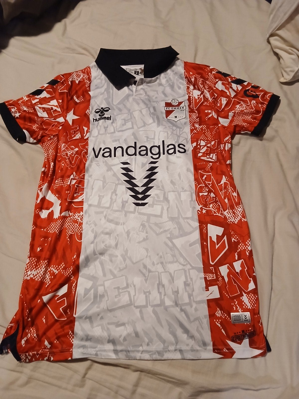 FC Emmen voetbalshirt Hummel - Maat M, Maat 48/50 (M), Ophalen of Verzenden, Zo goed als nieuw, Voetbal