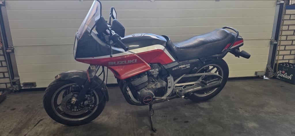 Suzuki GSX 750 ES - Klassieke Sporttoermotor (opknapper), 750 cc, 4 cilinders, Sport, Meer dan 35 kW