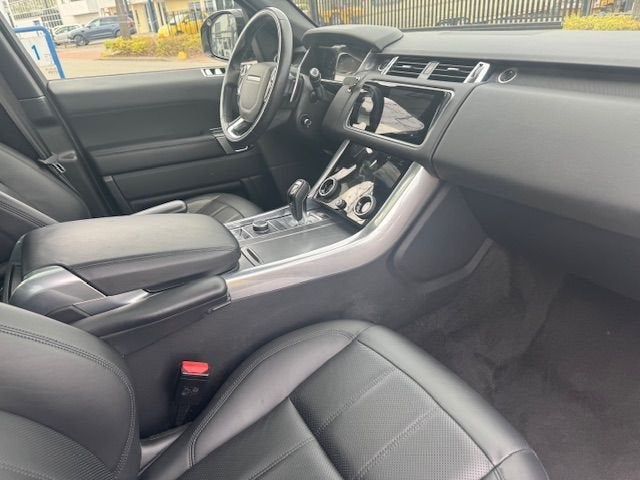 Land Rover Range Rover Sport 2.0 P400e HSE Dynamic SVO Mat G, Automaat, Gebruikt, 4 cilinders, Bedrijf