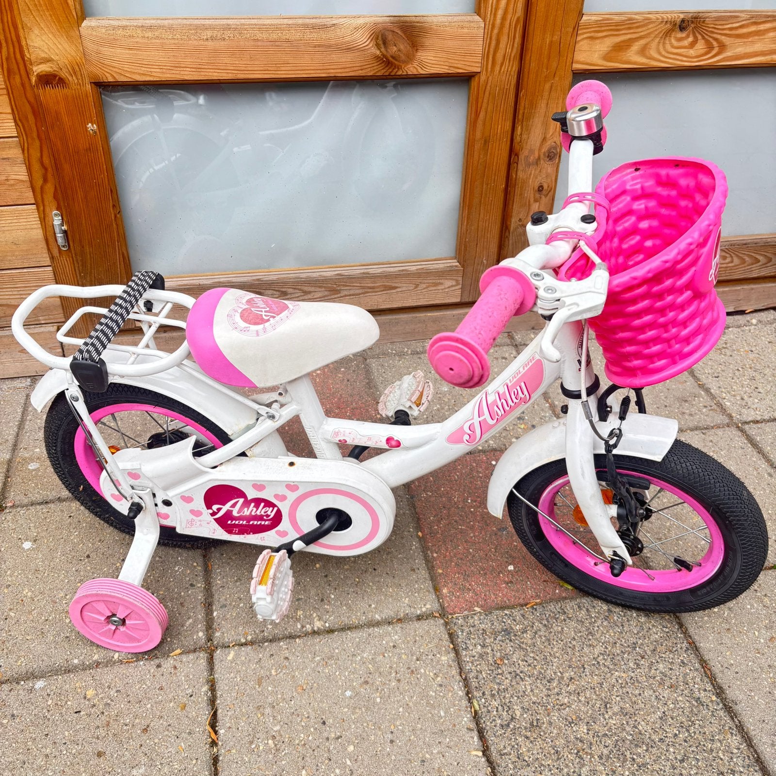 Meisjesfietsje 12 inch, Ophalen, Zo goed als nieuw, Minder dan 16 inch, Zijwieltjes