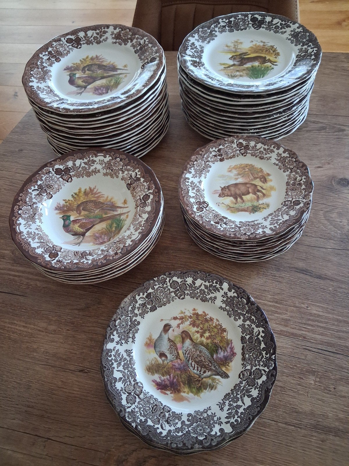 The Royal Worcester Palissy game oud Engels jachtservies, Overige merken, Ophalen of Verzenden, Zo goed als nieuw, Bord(en)