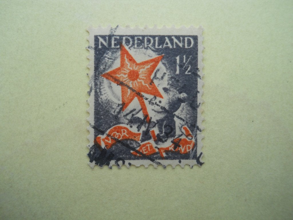 Nederland 1933 Kinderzegel Kind met ster Nvph.261 gestempeld, Ophalen of Verzenden, T/m 1940, Gestempeld