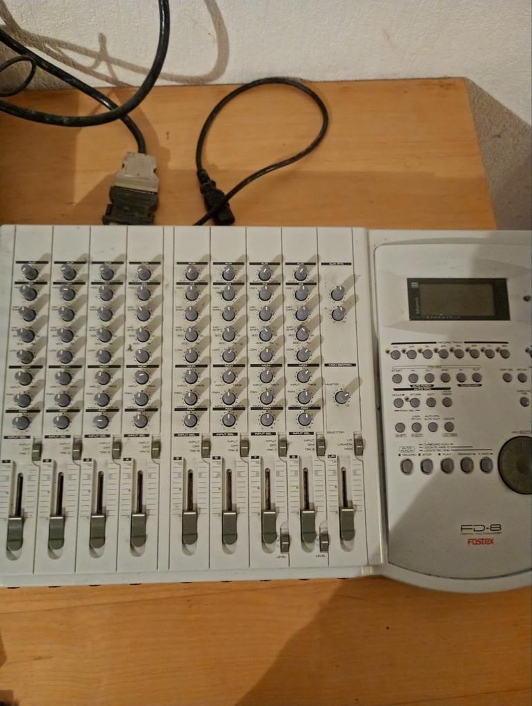 Fostex FD-8 digitale 8-sporen recorder, Muziek en Instrumenten, Mengpanelen, Ophalen of Verzenden, Gebruikt, 5 tot 10 kanalen