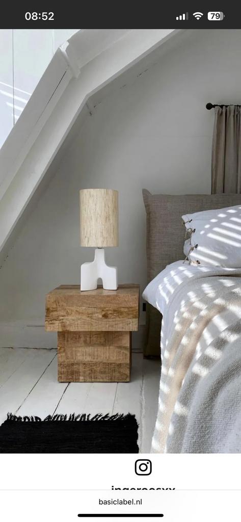 WOOOD balk too nachtkastje / bijzettafel, Huis en Inrichting, Ophalen, Zo goed als nieuw, 45 tot 65 cm, Minder dan 55 cm