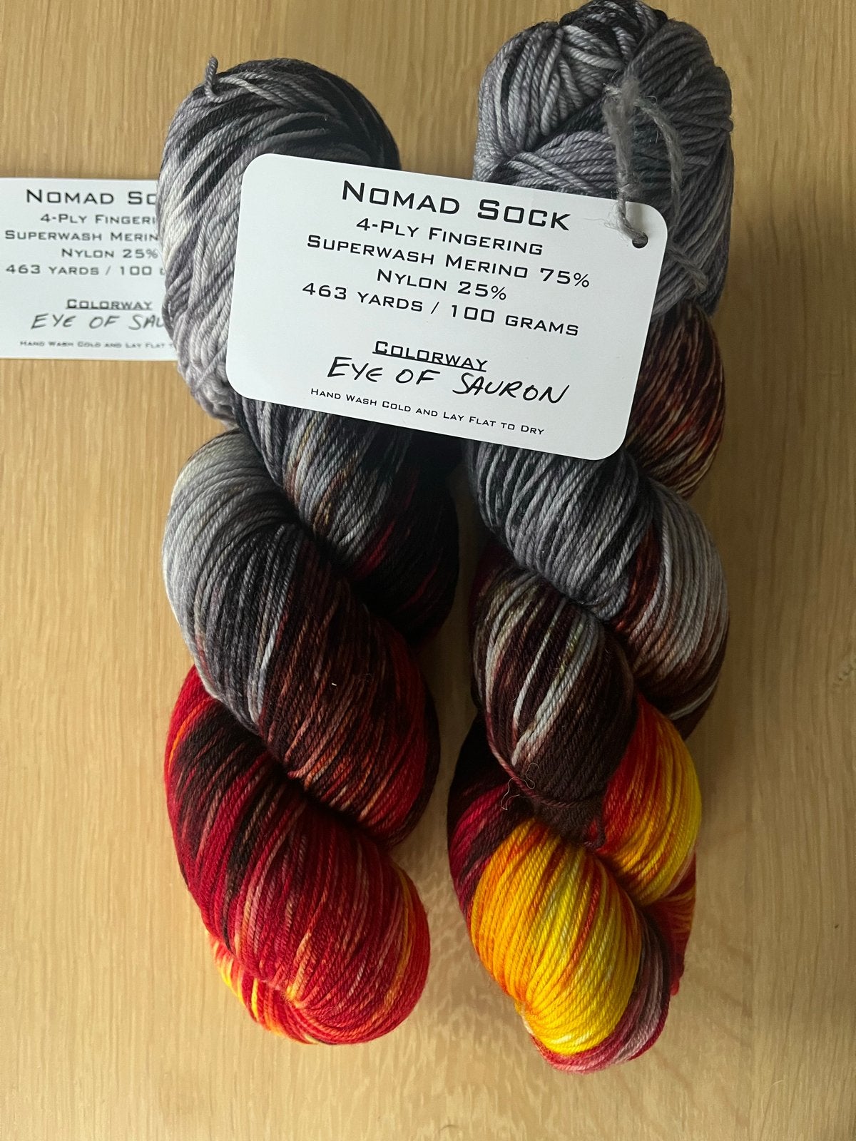 Blackcat Fibers Nomad Sock - Eye of Sauron (2 strengen), Ophalen of Verzenden, Nieuw, Breien of Haken, Wol of Garen