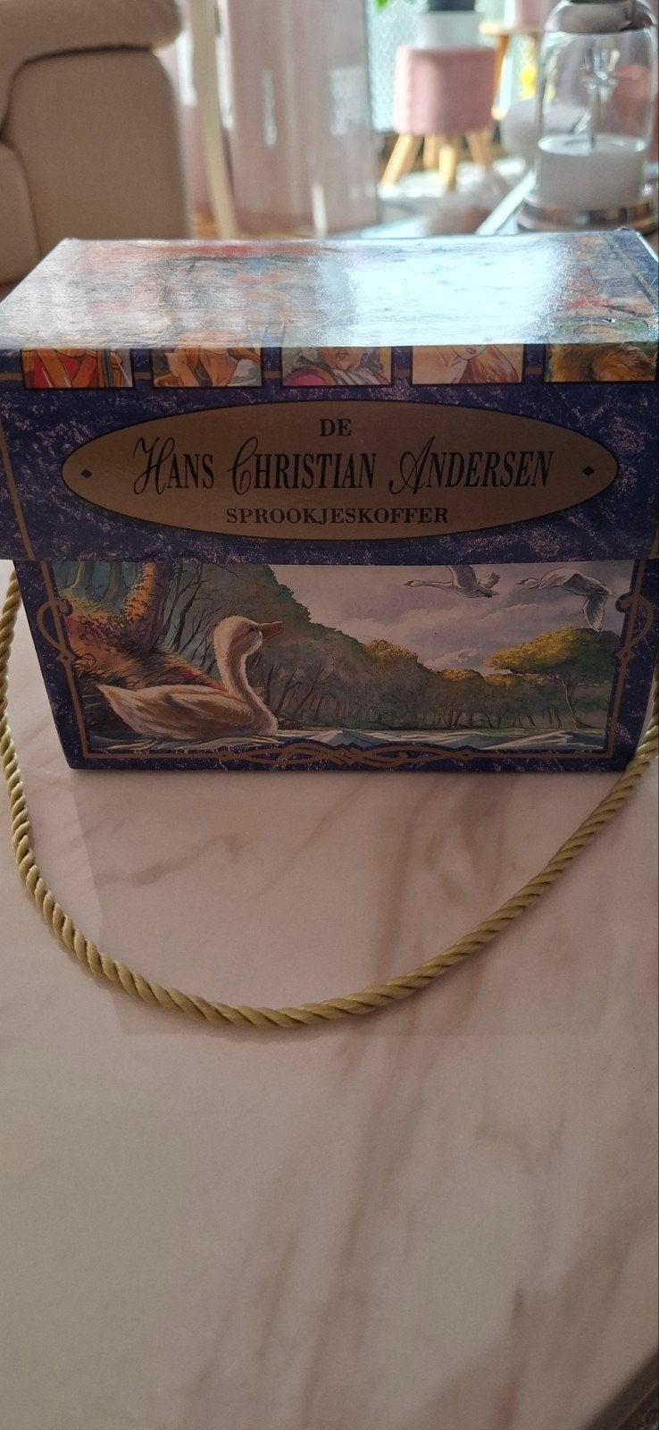 De Hans Christian Andersen Sprookjeskoffer - 5 verhalen, Boeken, Ophalen of Verzenden, Gelezen, Hans Christian Andersen