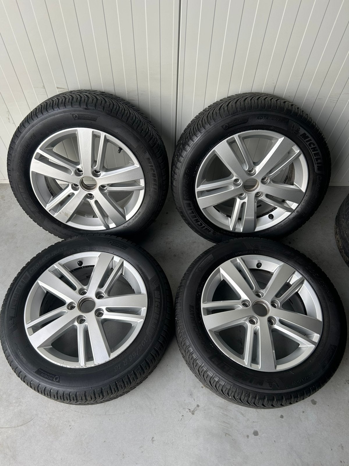Originele Volkswagen Golf 5 6 7 Caddy Touran 16 Inch 5x112 A, 16 inch, Banden en Velgen, All Season, Personenwagen