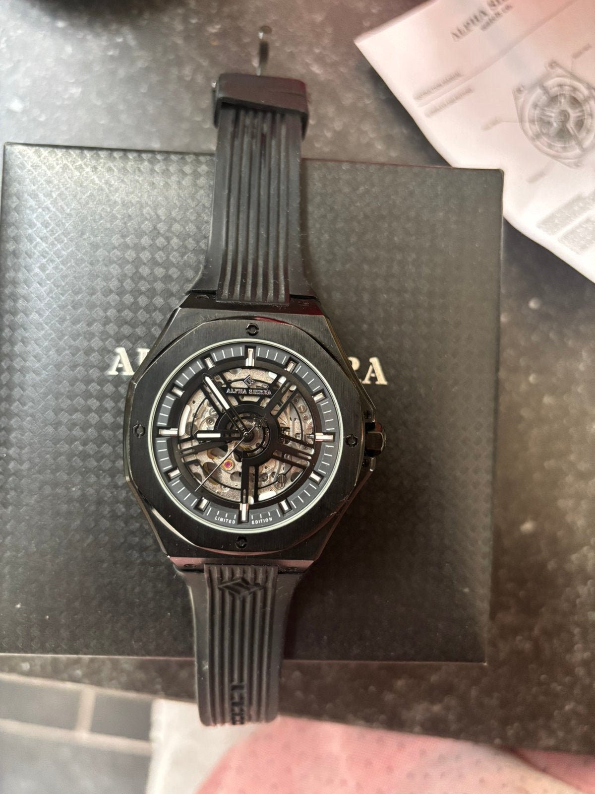 Alpha Sierra hagelnieuw herenhorloge LVD178d, Ophalen of Verzenden, Zo goed als nieuw, Overige merken