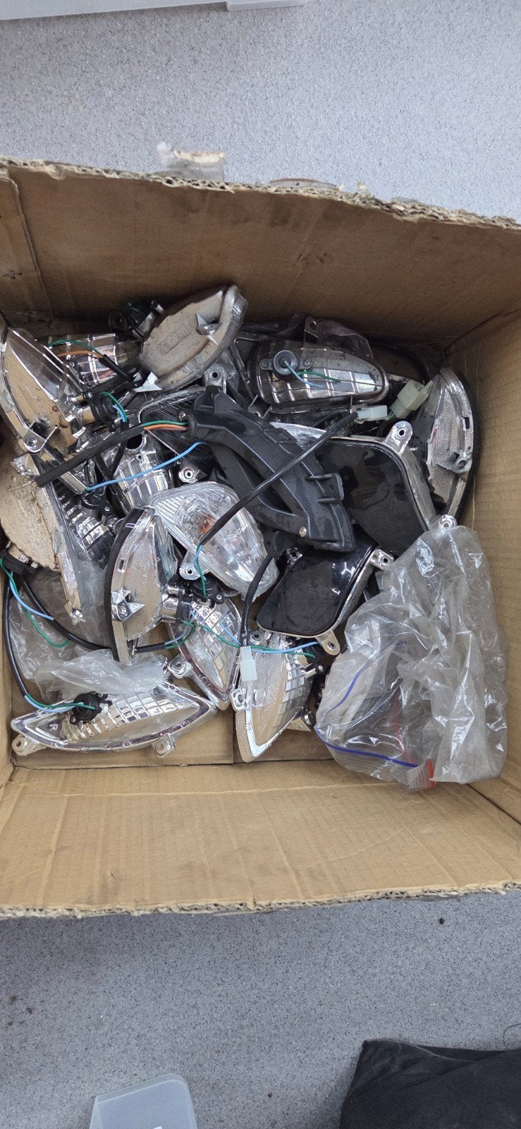 diverse knipperlichten BTC RIVA CHINA LX LA SOURIS, Ophalen of Verzenden, Overige typen, Overige merken
