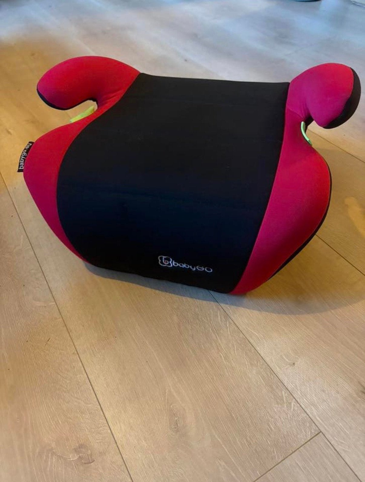 De babyGO Booster iSize, Overige merken, Autogordel, 15 t/m 36 kg, Ophalen of Verzenden