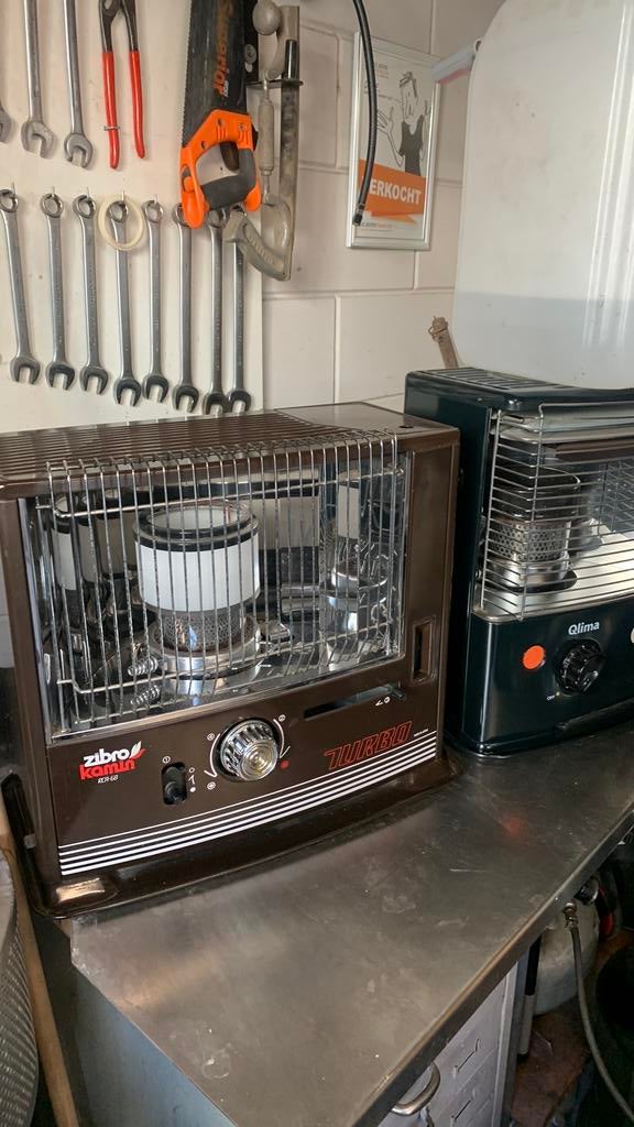 Zibro  kachels, Ophalen of Verzenden, Zo goed als nieuw, Overige brandstoffen, Petroleumkachel