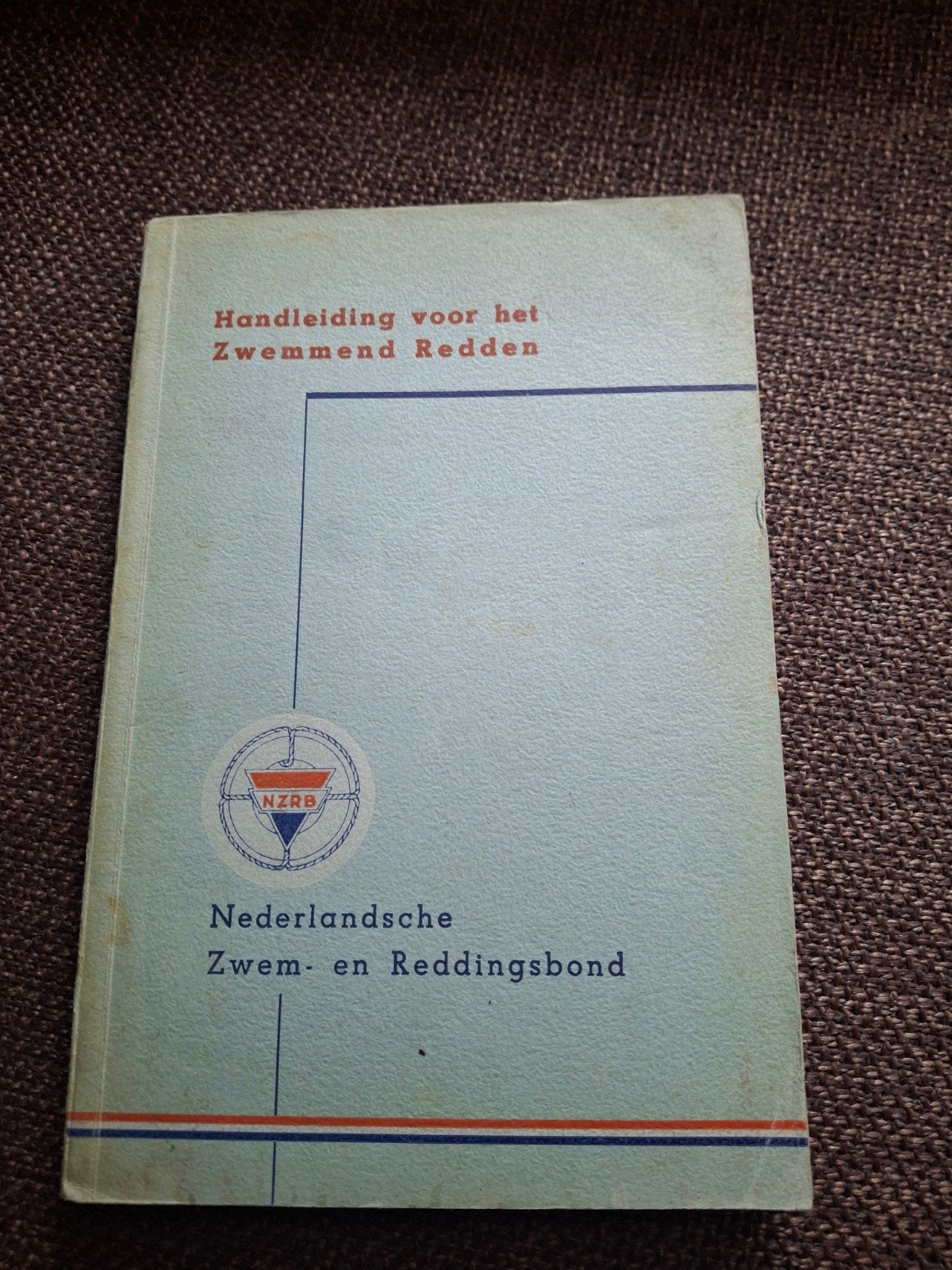Handleiding voor het Zwemmend Redden NZRB 1943, Ophalen of Verzenden, Gelezen, Balsport