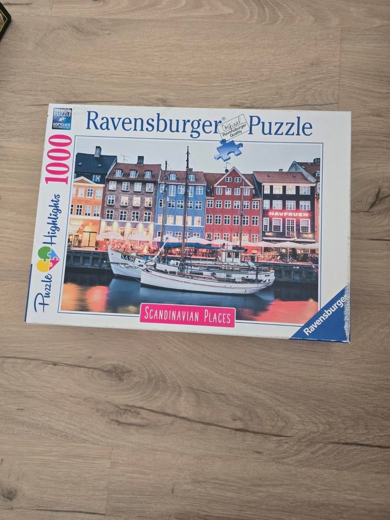 Ravensburger puzzel 1000 stukjes Scandinavische plaatsen, Ophalen of Verzenden, 500 t/m 1500 stukjes, Zo goed als nieuw