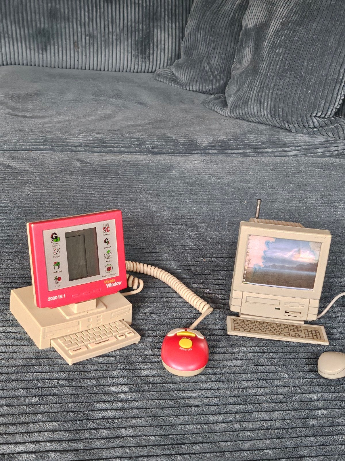 Vintage Retro Mini PC FM AutoScan Radio & Mirada Window Game, Computers en Software, Ophalen of Verzenden