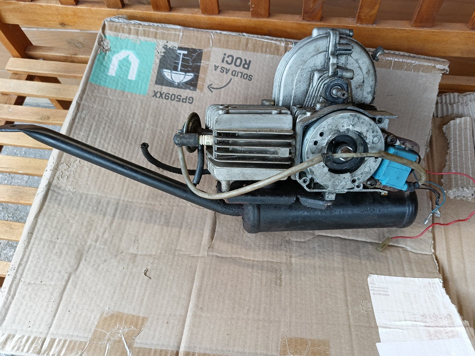 Spartamet 301/A motor met uitlaat en onsteking., Ophalen of Verzenden, Gebruikt, Blok, Spartamet