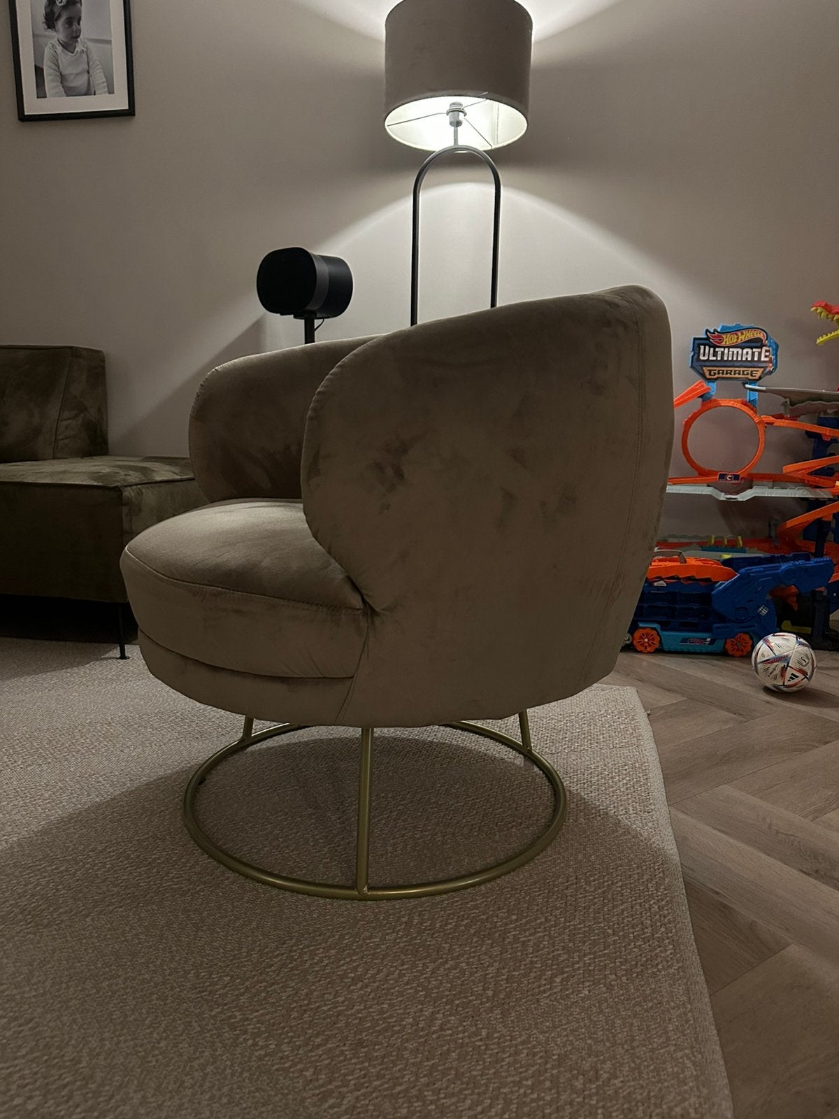 Stoel/fauteuil fluweel beige, Ophalen, Zo goed als nieuw, 50 tot 75 cm