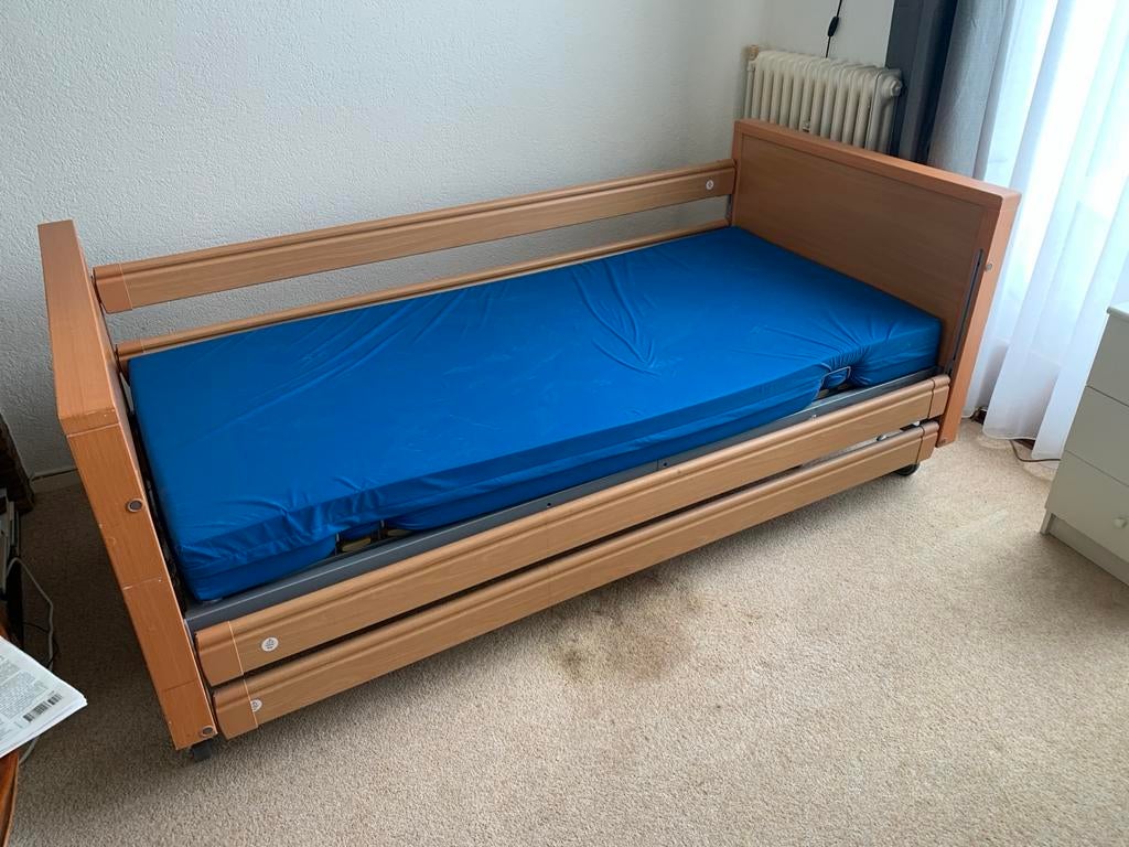 Hoog-laag bed / seniorenbed, Ophalen, Gebruikt