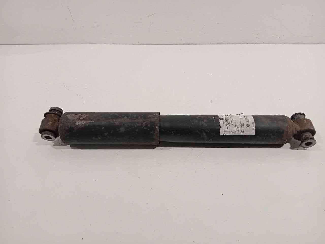 Schokbreker links achter Ford Transit Connect, Onderdelen@venauto.nl, Van der Ven Autorecycling B.V., Gebruikt, Ettenseweg 76, 4706 PB Roosendaal, The Netherlands