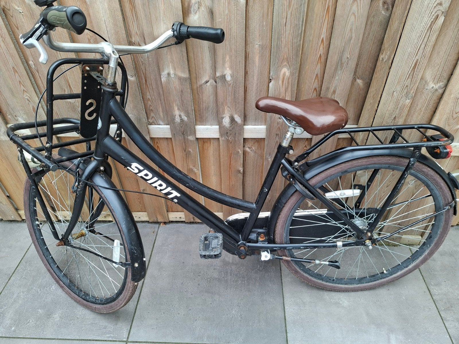 Spirit fiets met voordrager en versnellingen, Fietsen en Brommers, Fietsen | Dames | Damesfietsen, Gebruikt, Velgrem, Versnellingen