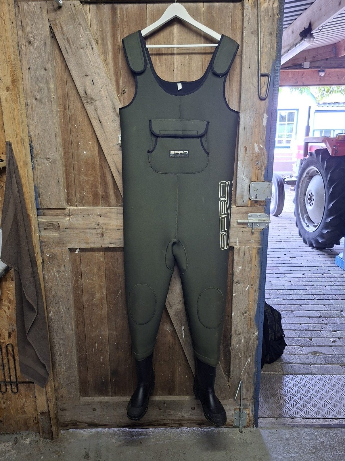 Spro SCR Neopreen Waders 4mm Waadpak, Ophalen