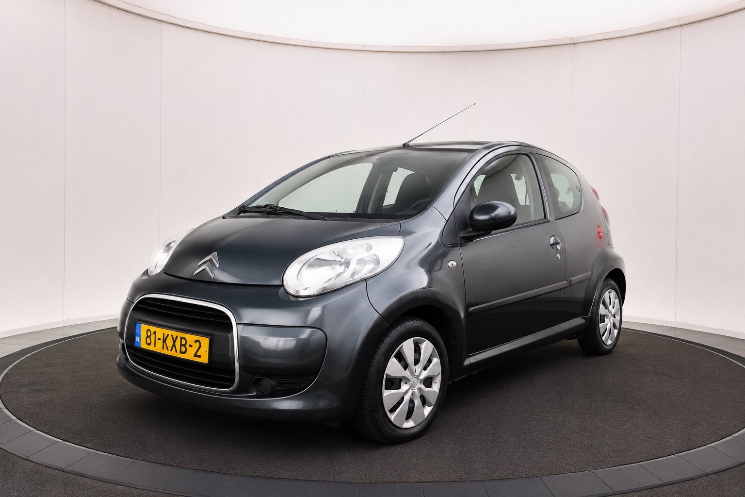 Citroën C1 1.0 5-DRS 2010 Grijs, Voorwielaandrijving, 4 stoelen, C1, 68 pk