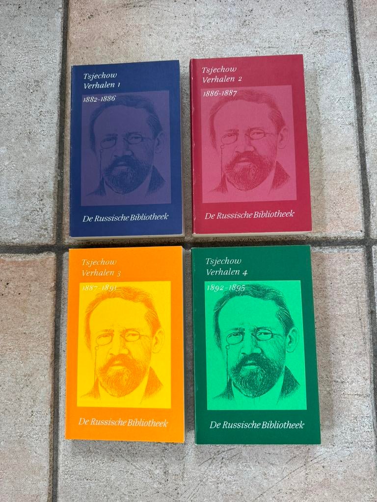 De Russische Bibliotheek: Tsjechow Verhalen deel 1 t/m 4, Boeken, Literatuur, Zo goed als nieuw, Ophalen of Verzenden