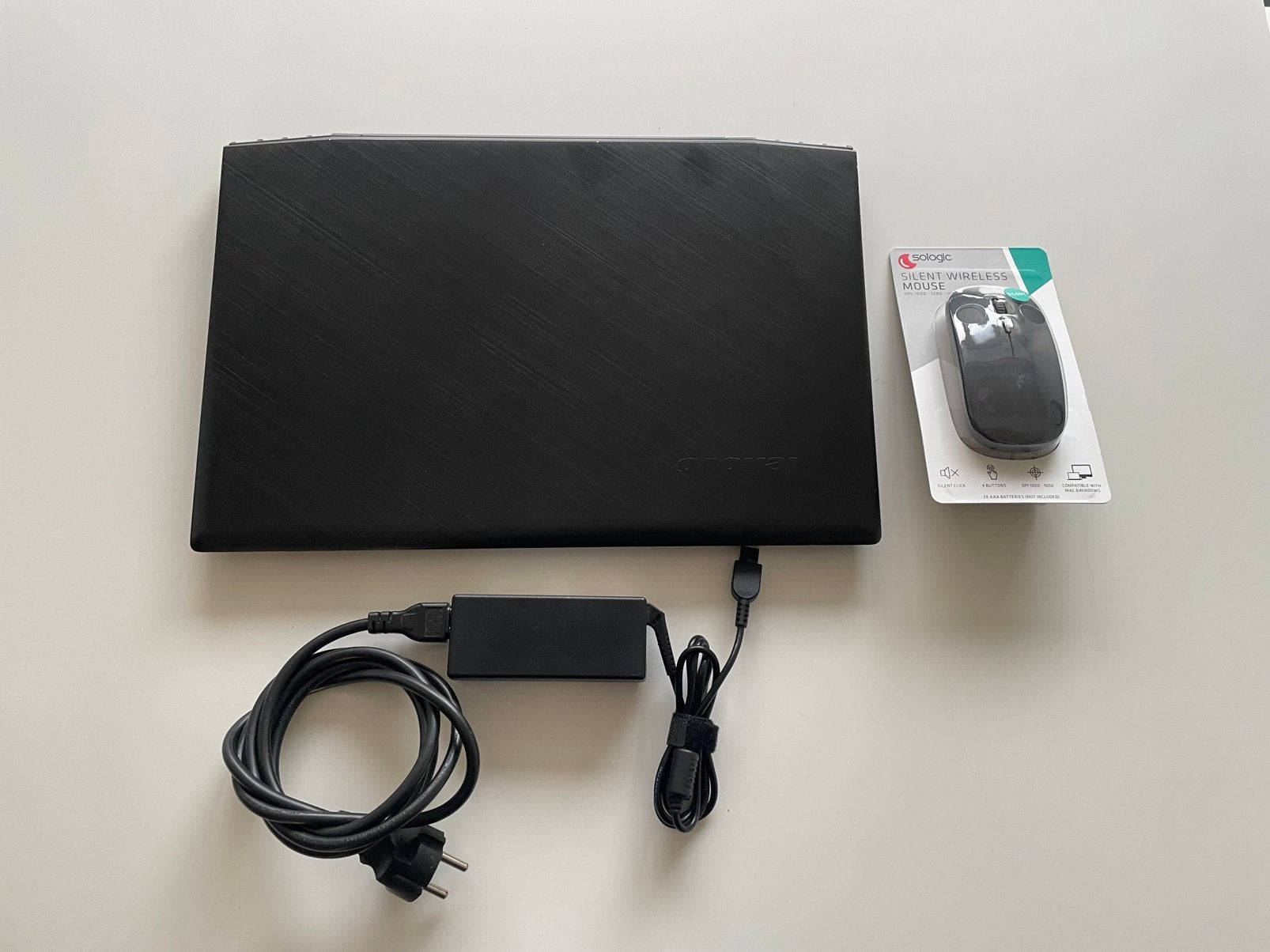 Lenovo game laptop - met Windows 11 SSD Office Project Visio, Computers en Software, Windows Laptops, Zo goed als nieuw, 15 inch