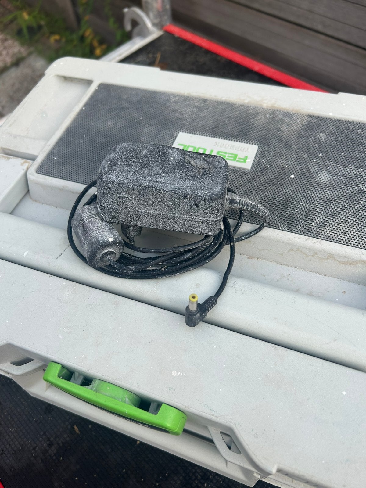 Foto 6 van Festool radio toprock aystainer radio milwaukee festool