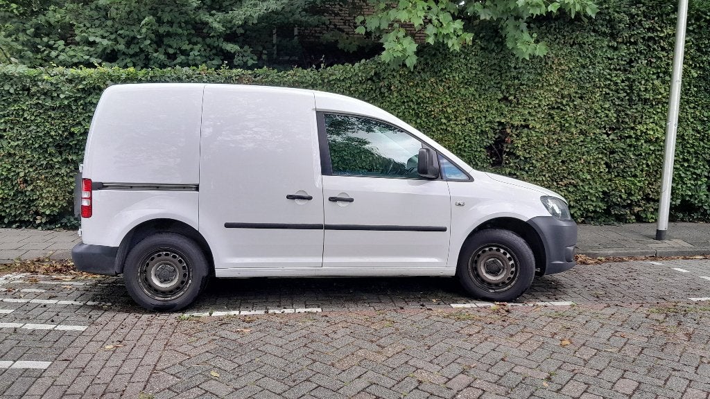 Volkswagen Caddy 1.6 D 55KW 2011  Moterschade, Auto's, Euro 5, 74 pk, 4 cilinders, Volkswagen