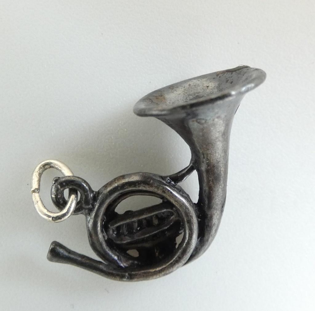 Hanger Franse hoorn trompet zilver, Verzenden, Gebruikt, Zilver, Zilver