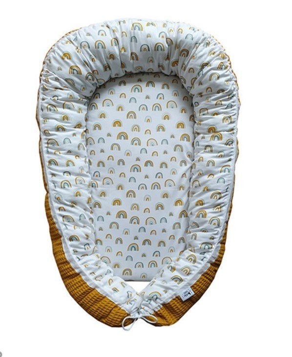 Babynestje Regenboog Geel met Deken Little Dreamzzz, Kinderen en Baby's, Bi & Li Creaties, Overige typen, Nieuw, Ophalen of Verzenden