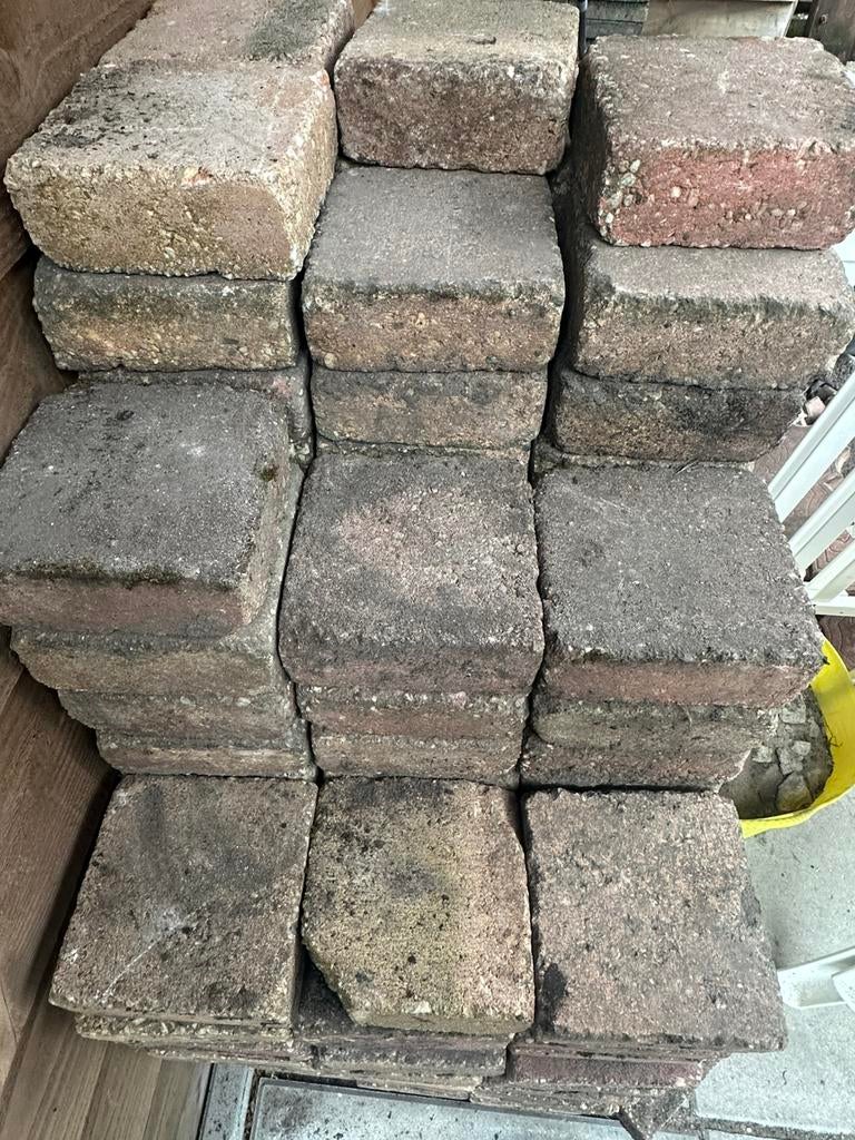 Gratis af te halen tuintegels, Ophalen, Gebruikt, Beton, Terrastegels
