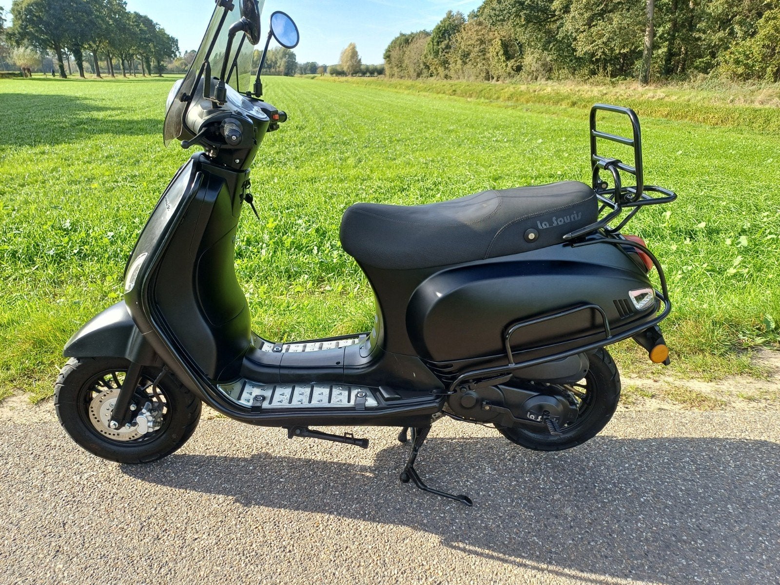La Souris Vespelini 45km/h Bromscooter 2023, Fietsen en Brommers, Maximaal 45 km/u, La Souris, Sourini S, Ophalen of Verzenden
