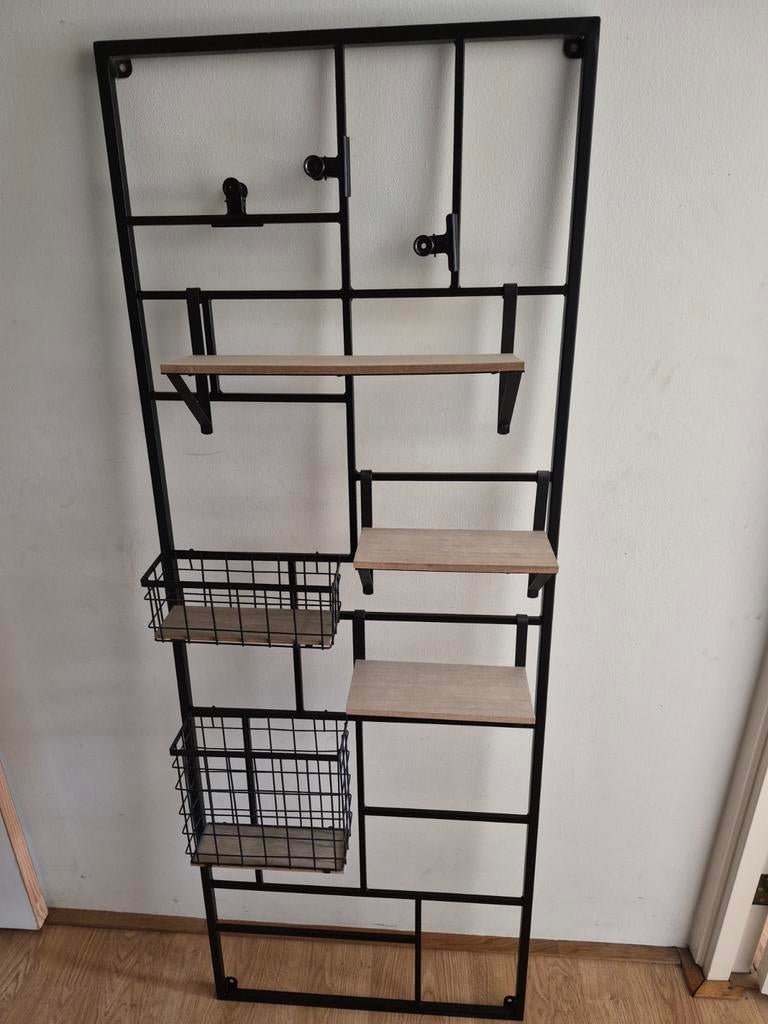 Wandrek Xenos 150x55 cm zwart met plankjes en mandjes, Ophalen