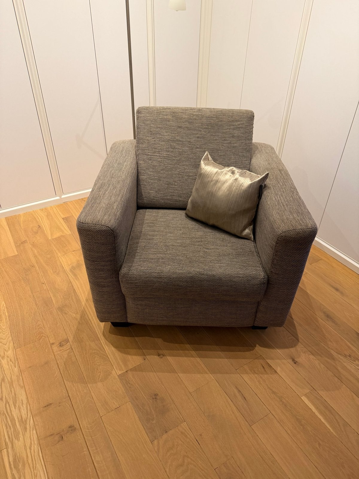Comfortabele fauteuil in goede staat, Ophalen, Gebruikt, Stof, 75 tot 100 cm
