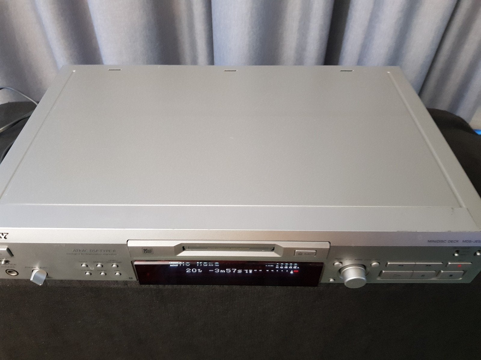 Sony Minidisc Mds-je530 in goede staat. Ziet netjes uit. Hel, Verzenden, Minidisc-speler
