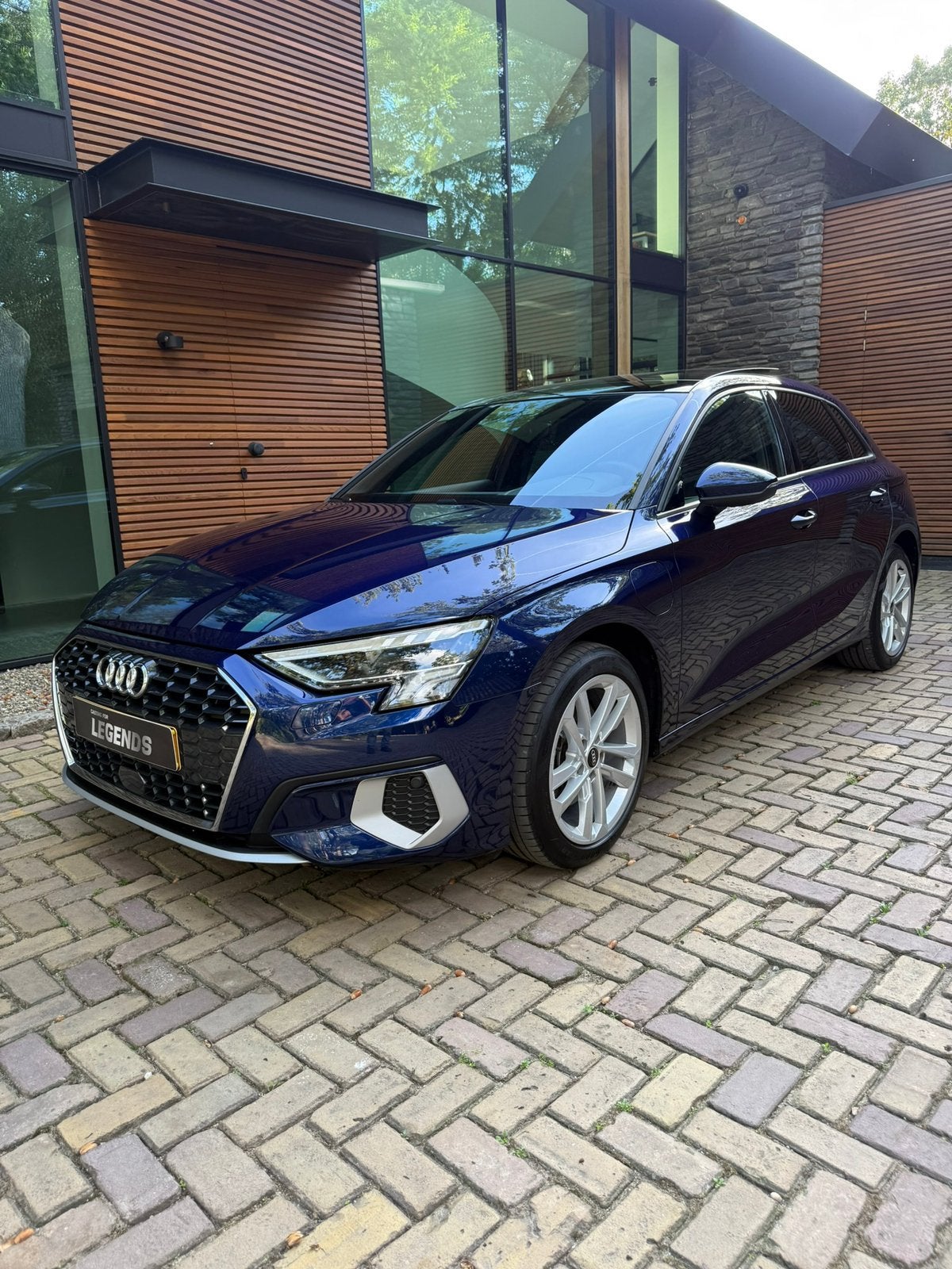 Audi A3 40 Tfsi e 204pk Phev S-tronic 2022 Blauw, Auto's, Dealer onderhouden, 4 cilinders, 1535 kg, Blauw