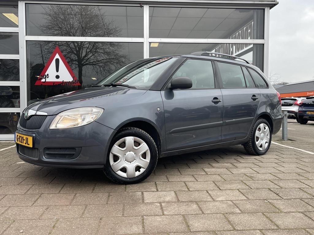 Skoda Fabia Combi 1.2-12V Ambition /Airco/Trekhaak/Distr. ke, Auto's, Skoda, Voorwielaandrijving, Met garantie (alle), 1198 cc