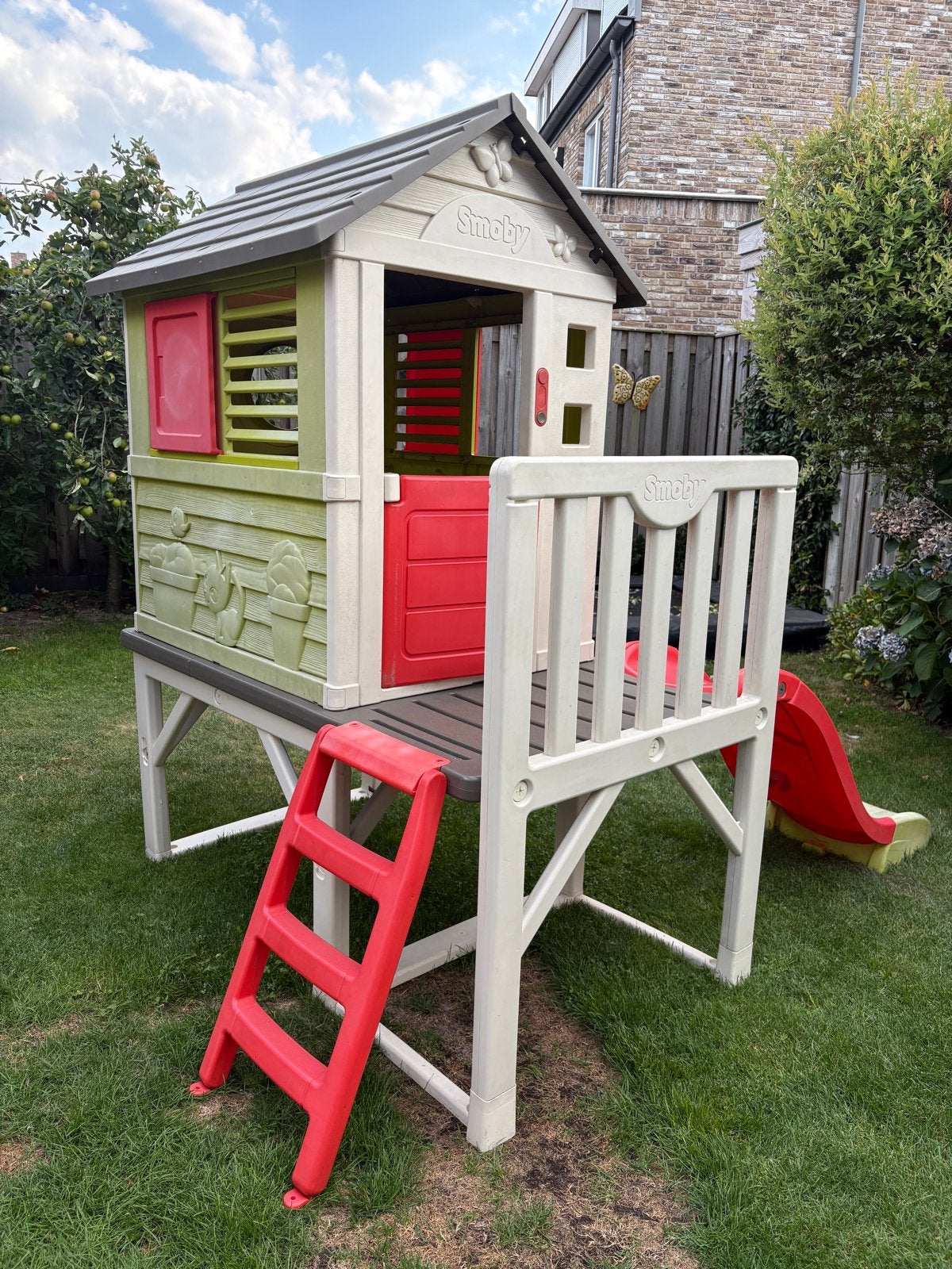 Smoby Speelhuisje met glijbaan en deurbel, Ophalen, Gebruikt, Kunststof