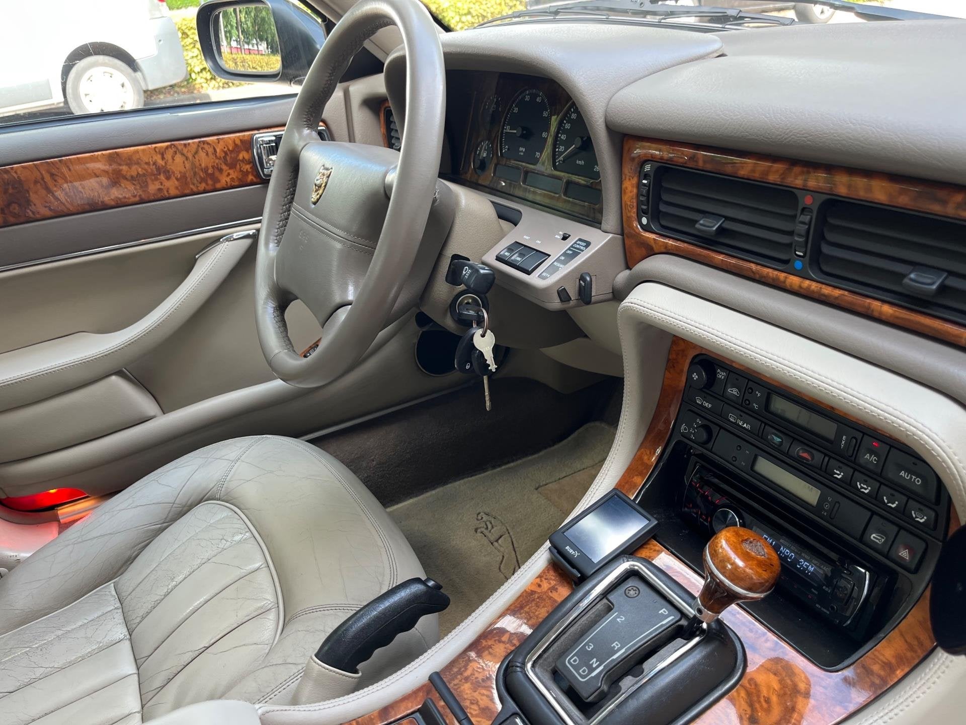 Jaguar XJ 3.2 Automaat, Yongtimer, Hele nette staat., foto 11
