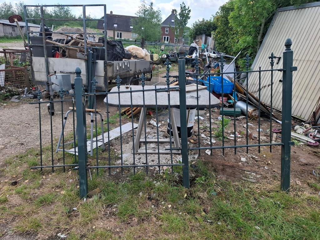 Sierhekwerk met poort - 285 cm lang, 90 cm hoog, Met poort, Gebruikt, Ophalen of Verzenden, Sierhekwerk