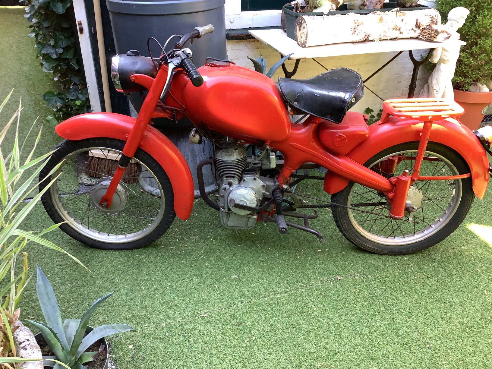 Motom 4tact bromfiets te koop, Maximaal 45 km/u, 50 cc, 3 versnellingen, Ophalen