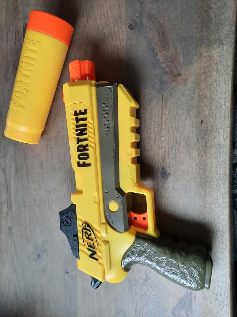 Fortnite nerf, Ophalen