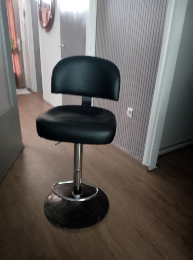 tekoop  bakrukken, Mannelijk, Parkiet
