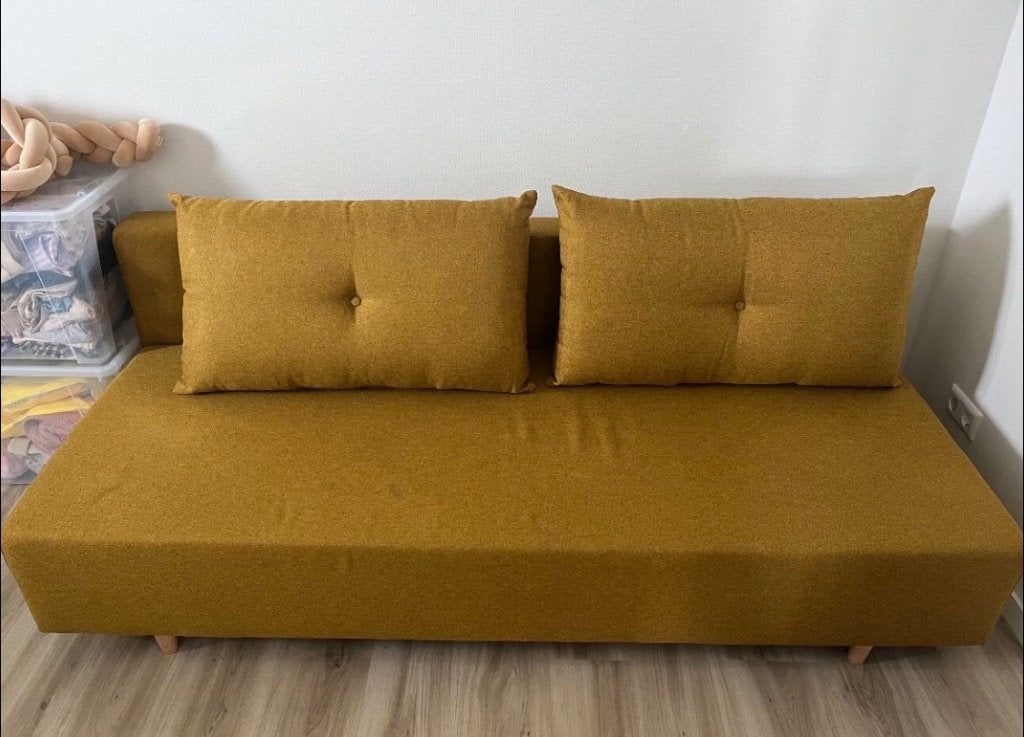Slaapbank Bodio okergeel, Ophalen, Gebruikt, Driepersoons, 75 tot 100 cm