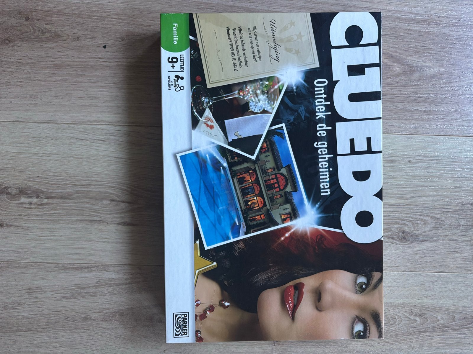 Cluedo Bordspel - Ontdek de Geheimen, Hobby en Vrije tijd, Drie of vier spelers, Ophalen of Verzenden, Zo goed als nieuw