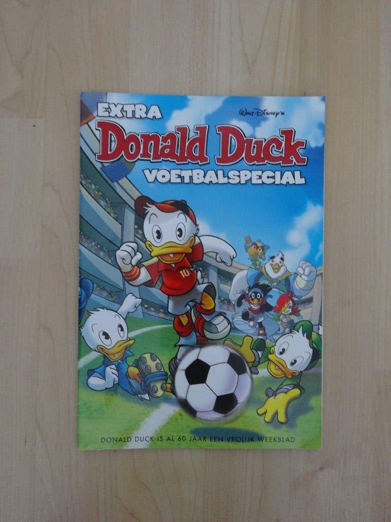 Donald Duck Voetbal Special 2012, Eén stripboek, Ophalen of Verzenden, Zo goed als nieuw