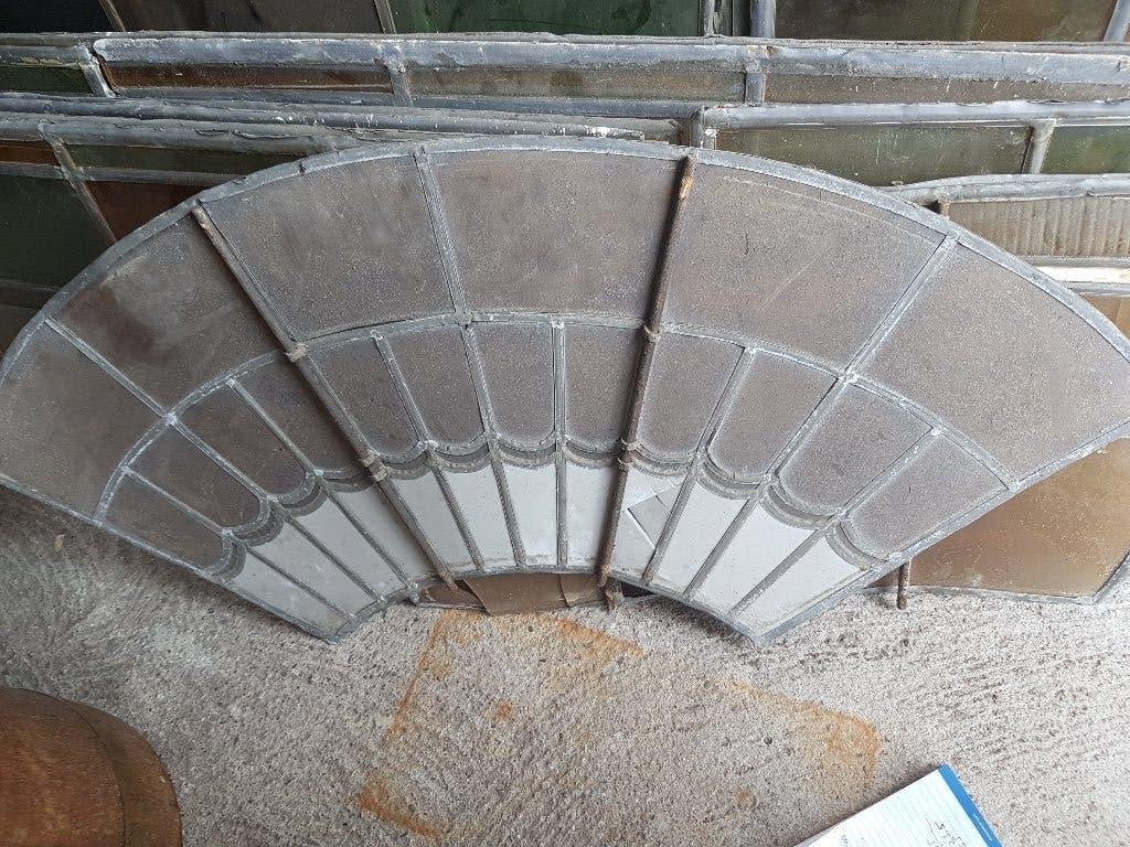 Bijzondere partij Glas in Lood Musis Sacrum, Gevelraam of Ruit, Gebruikt, Glas in lood, 80 tot 120 cm