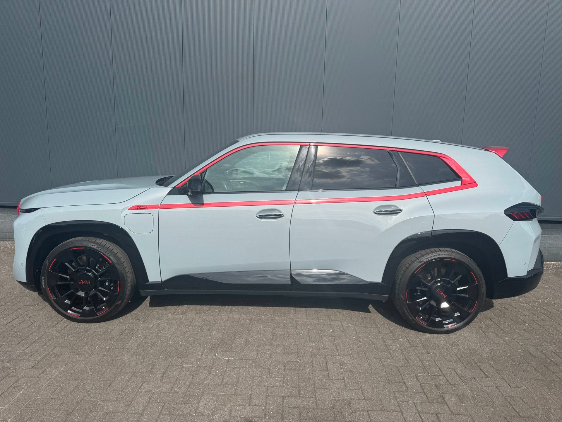 BMW XM PHEV Label Red 30 kWh 748pk, 12 maanden, Gebruikt, 4395 cc, Bedrijf